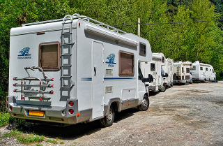 Illustration for article titled Discover Exactly How You Can Take An RV Vacation With Other People Who Take Pleasure In Vacationing As Well